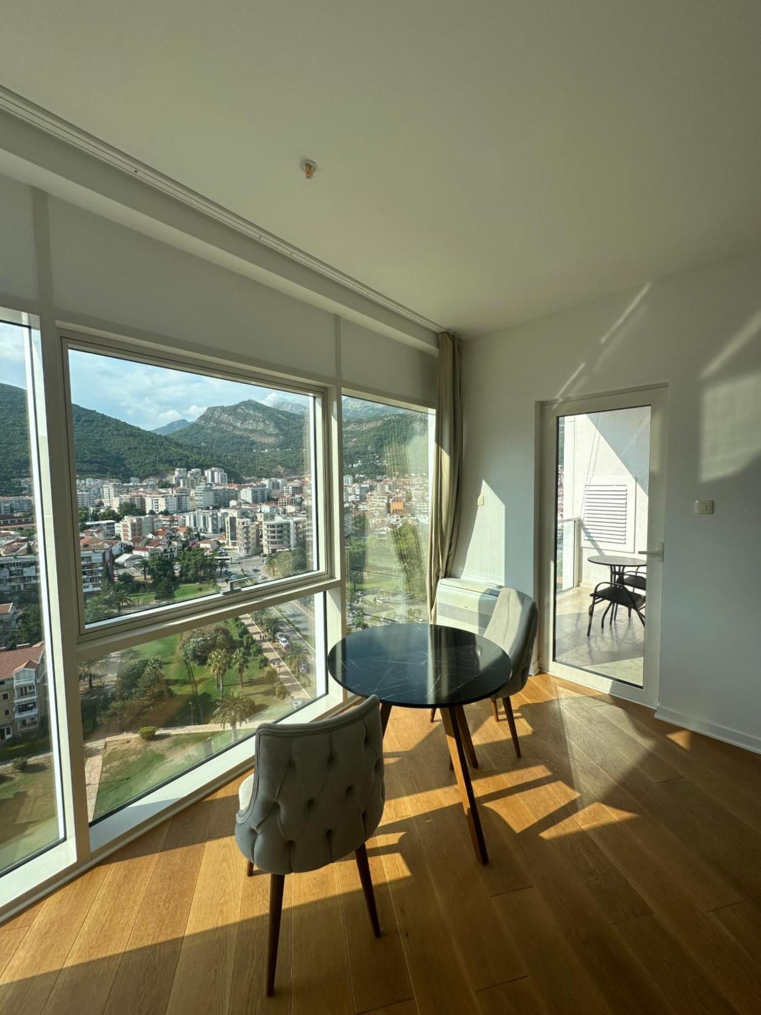 Tc Big Apartments 부드바 외부 사진